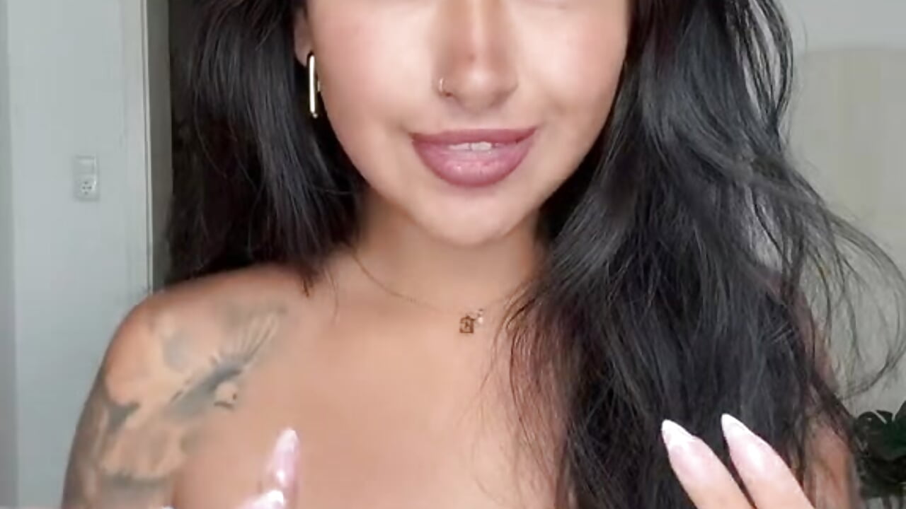 Bist du Latina Fan?👀 – video modela na kameri mrskarmaa