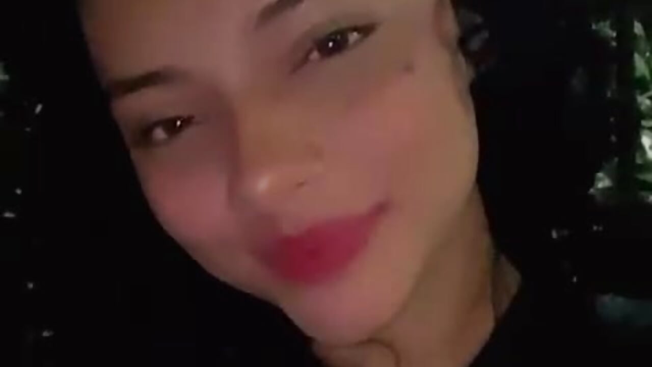 muaah 💋 – видео вебкам-модели Angellit_Afrodita_