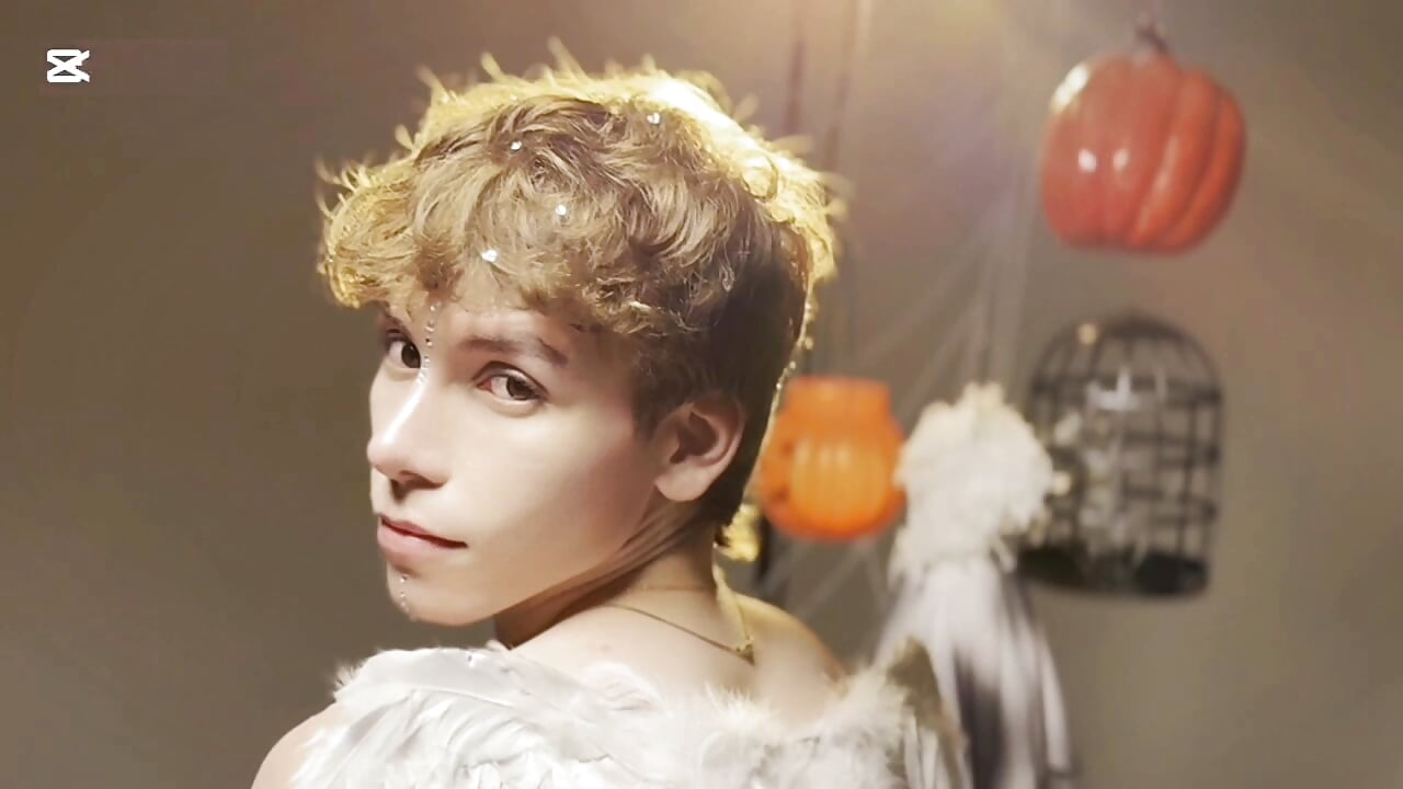 halloween - βίντεο χρήστη TaylerWhite