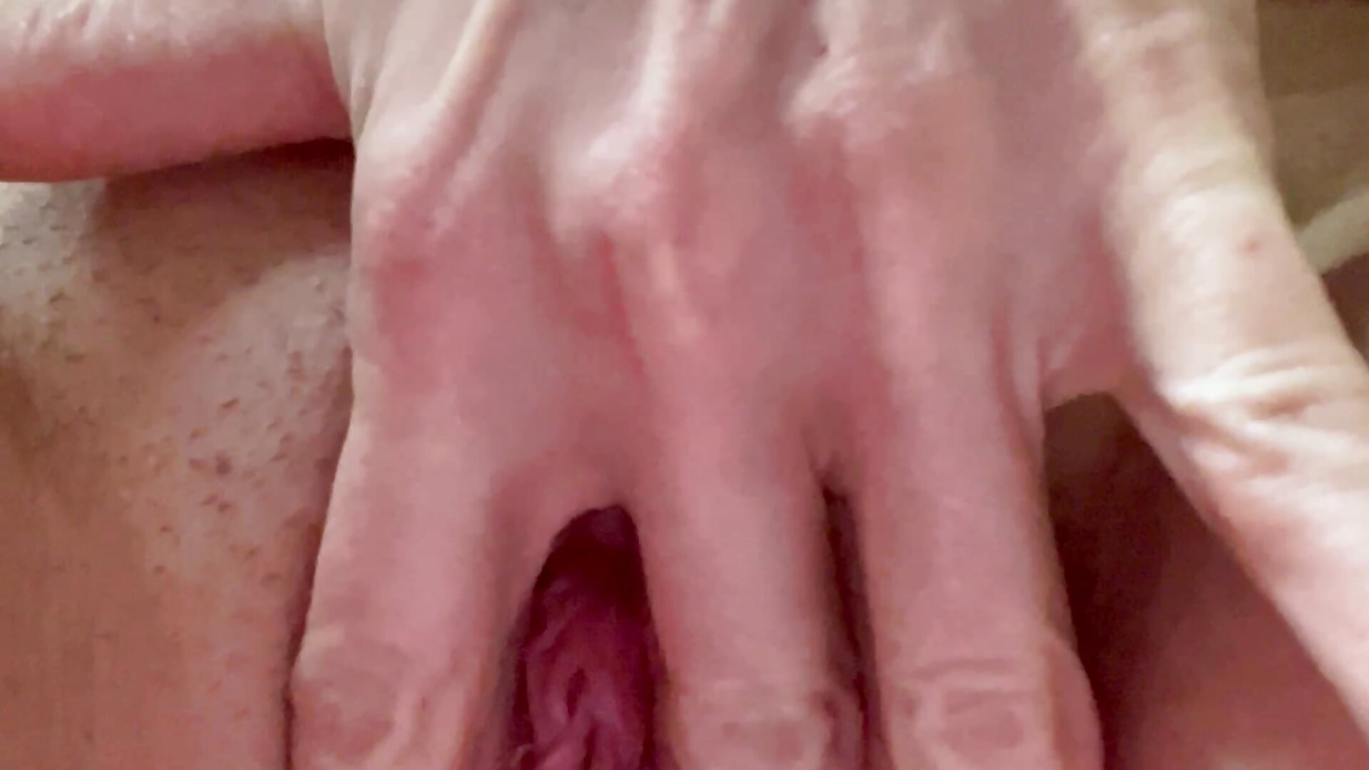 Csiklo - video di mayaamehecske2 modella di cam