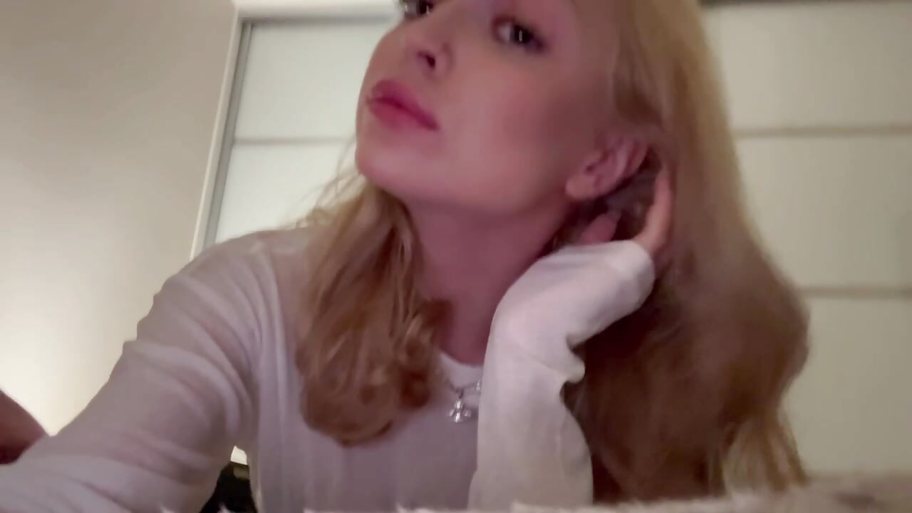 ME - video av kellypeachcake cam-modell