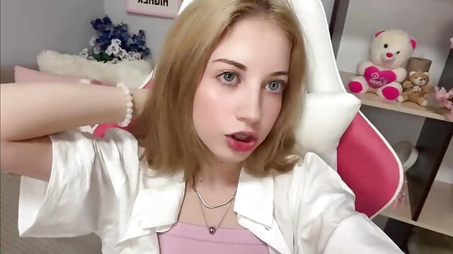 Mia loves everyone - วิดีโอโดย InfernoMia โมเดลแคม