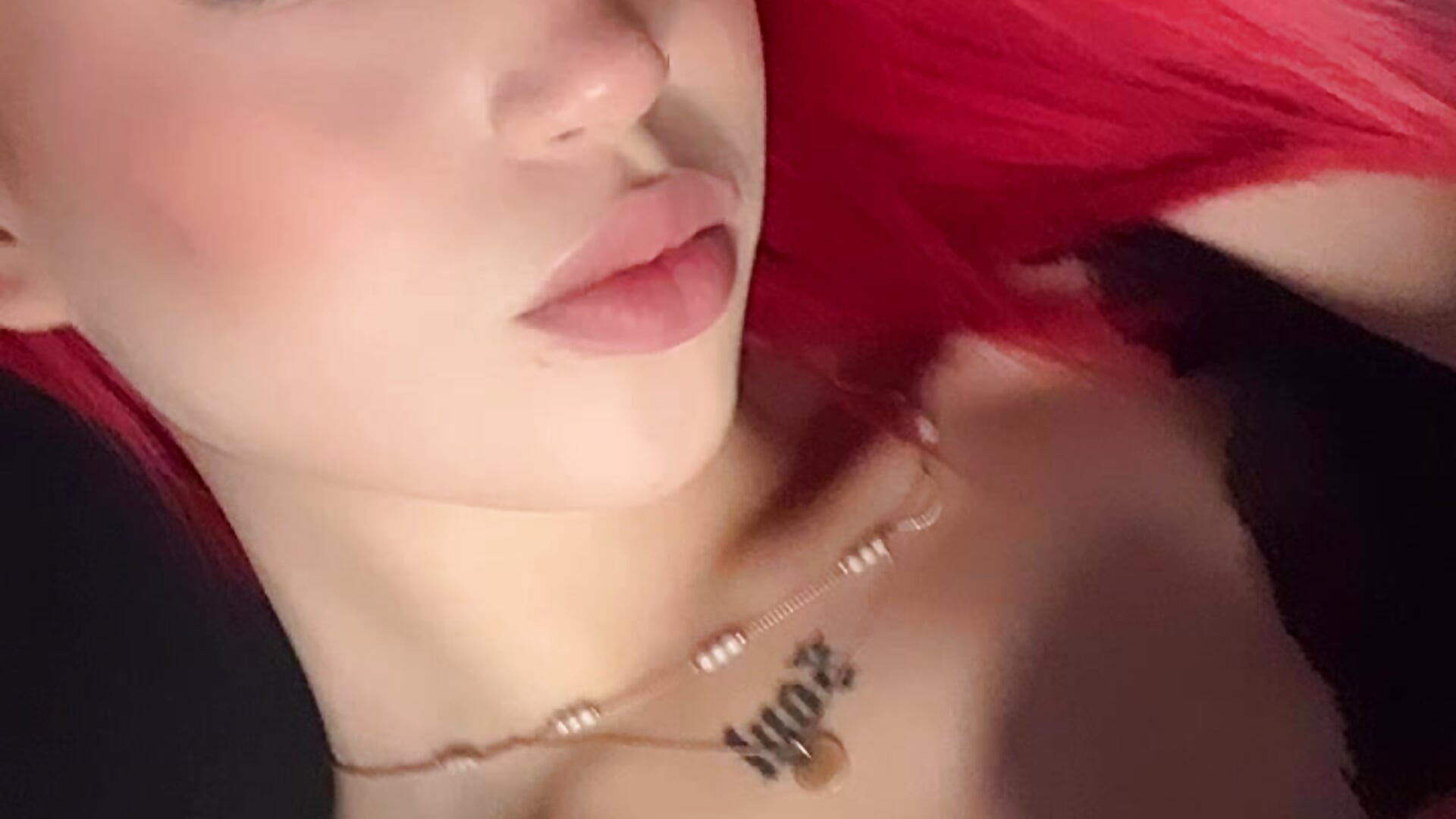 👀