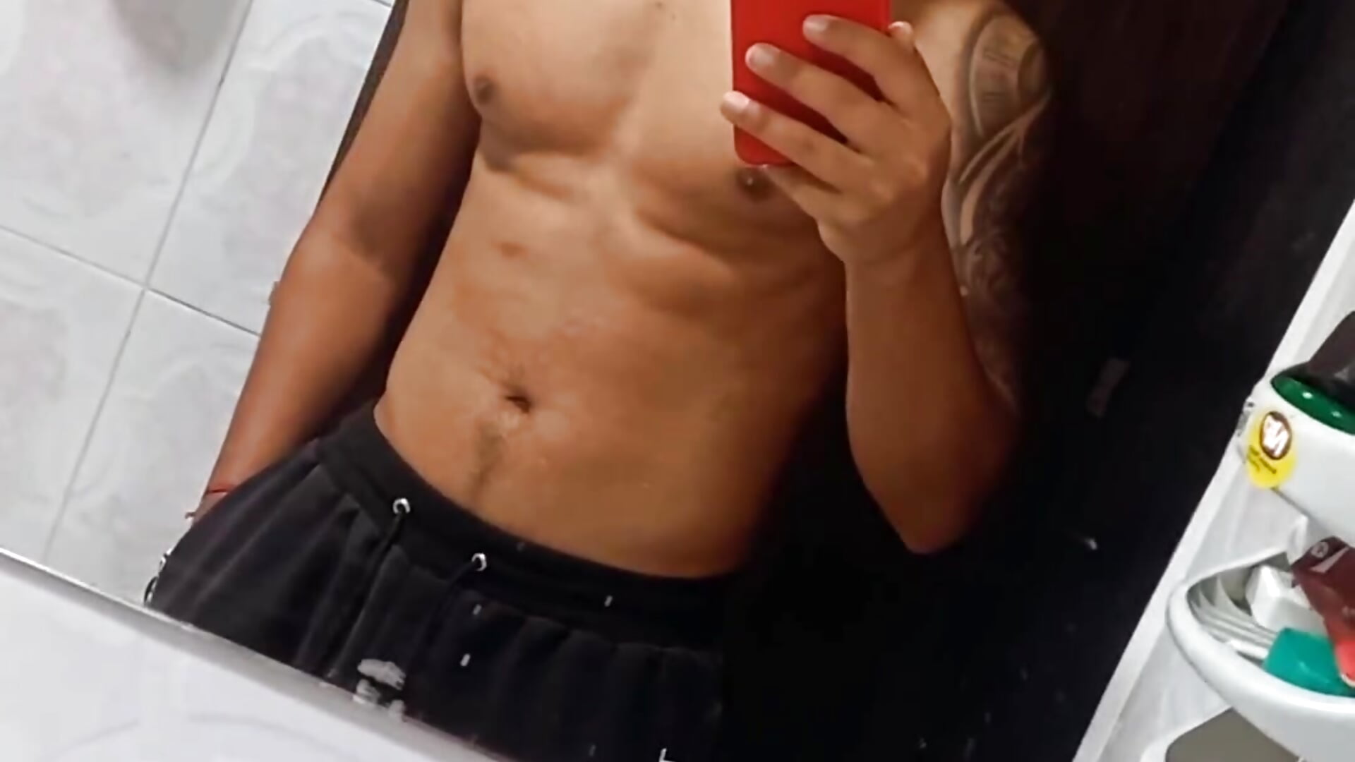 Mmmmmm delicious? - marco_garciia_ 캠 모델의 동영상