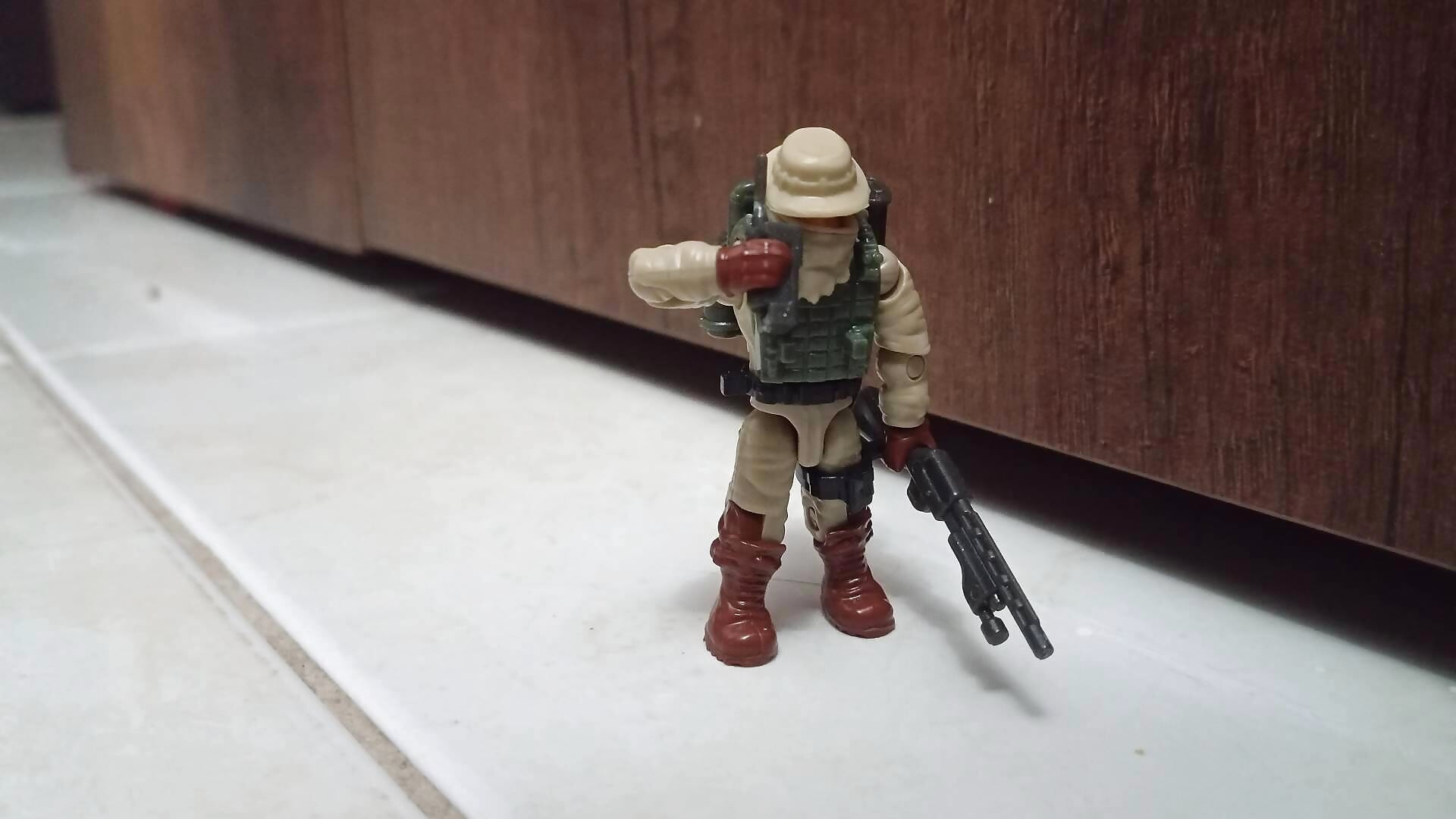 Second try of stop motion (careful with the sound) - video od modelky/modela Atley_Dolly