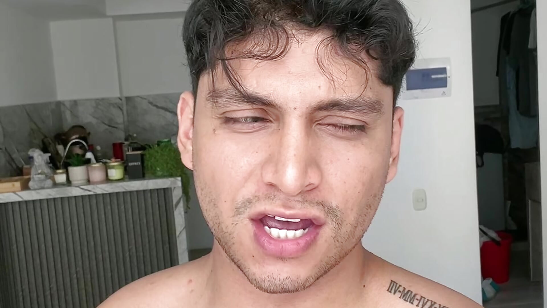 f0d641c400014ef9bb330ed83c07d228 - video by Nicolasmontoya16 cam model