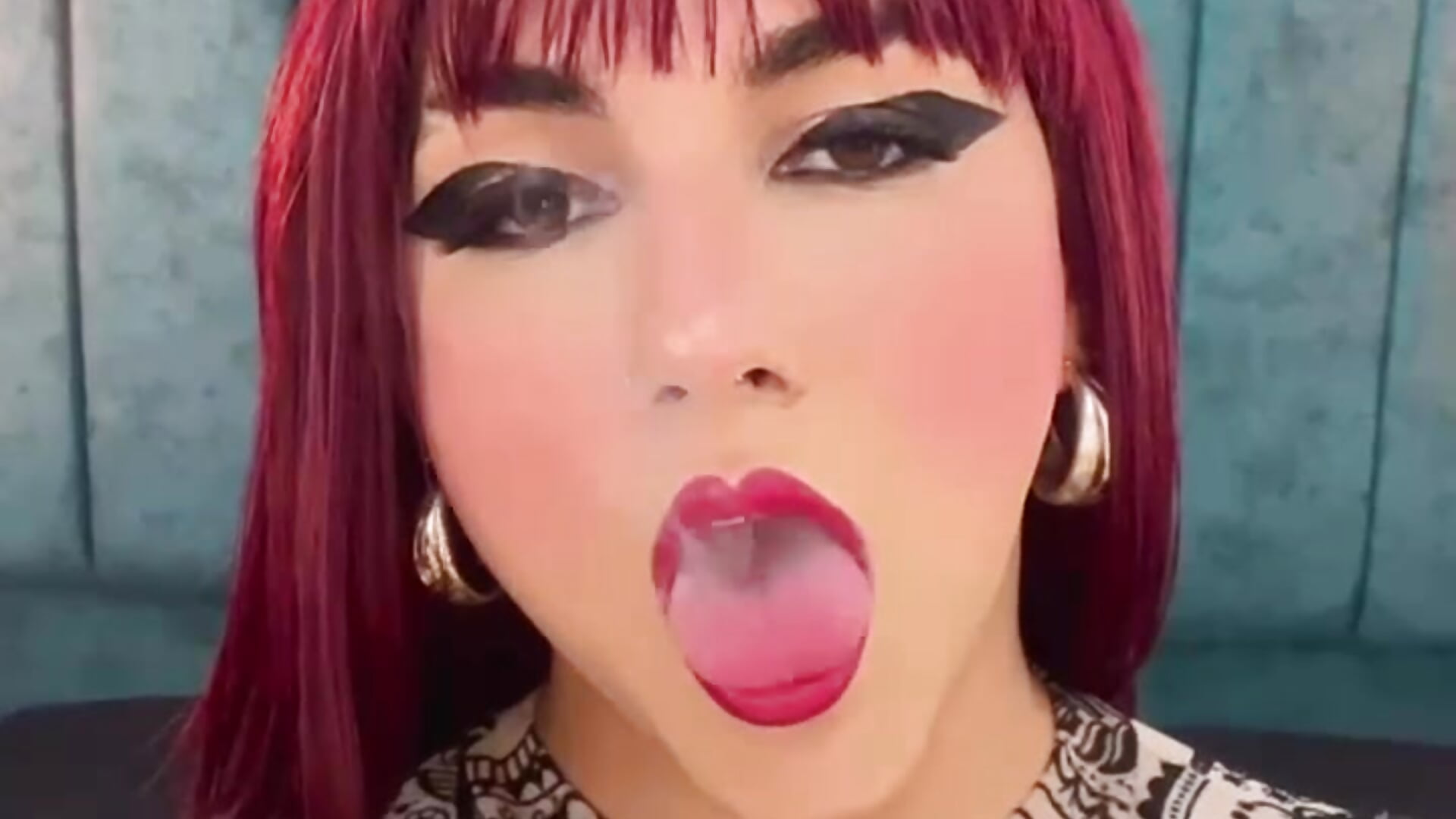 🚬😈 - video oleh model kamera Stifanny_Moreli