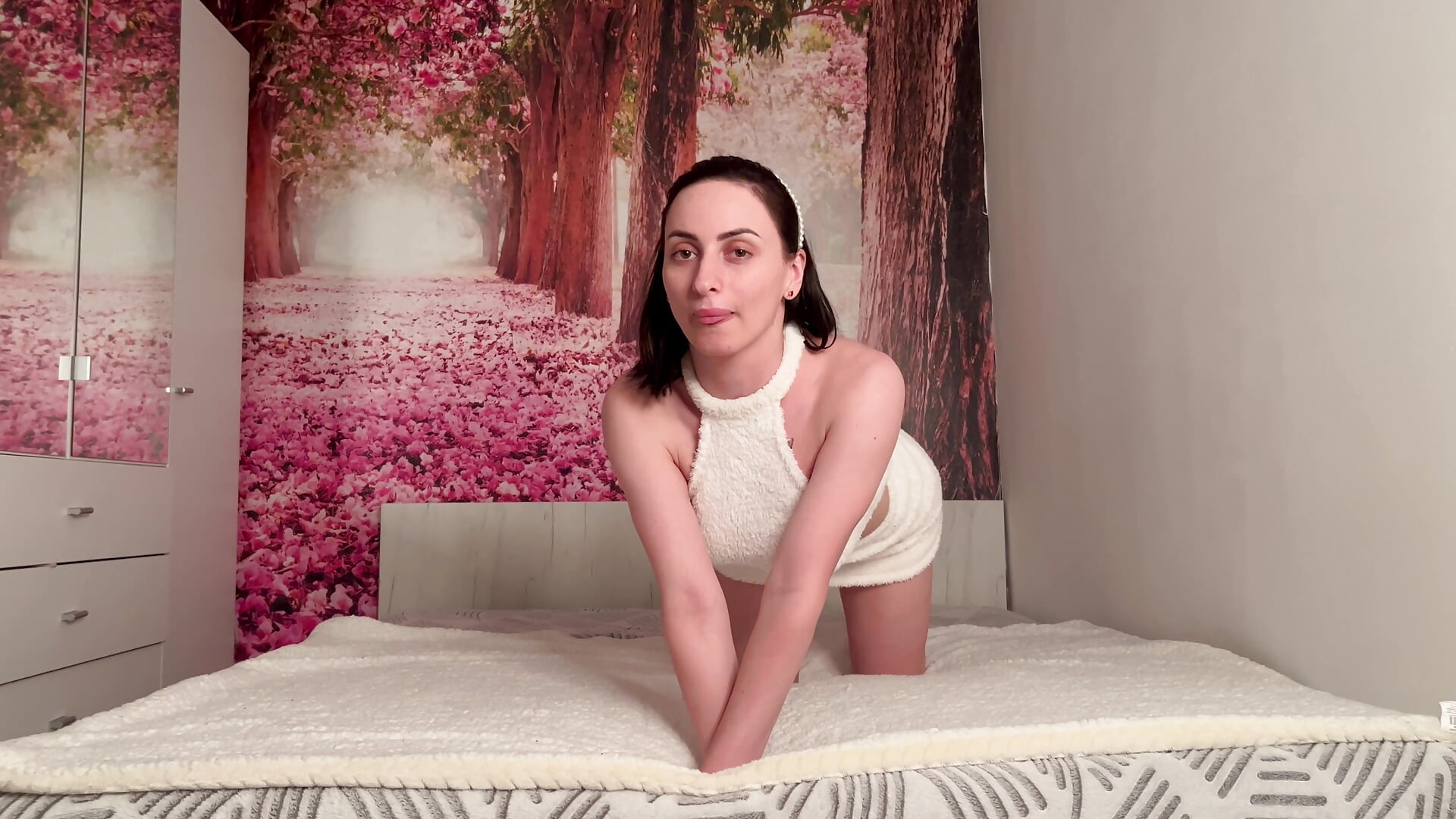 Start of the day - video by AuraPure cam model