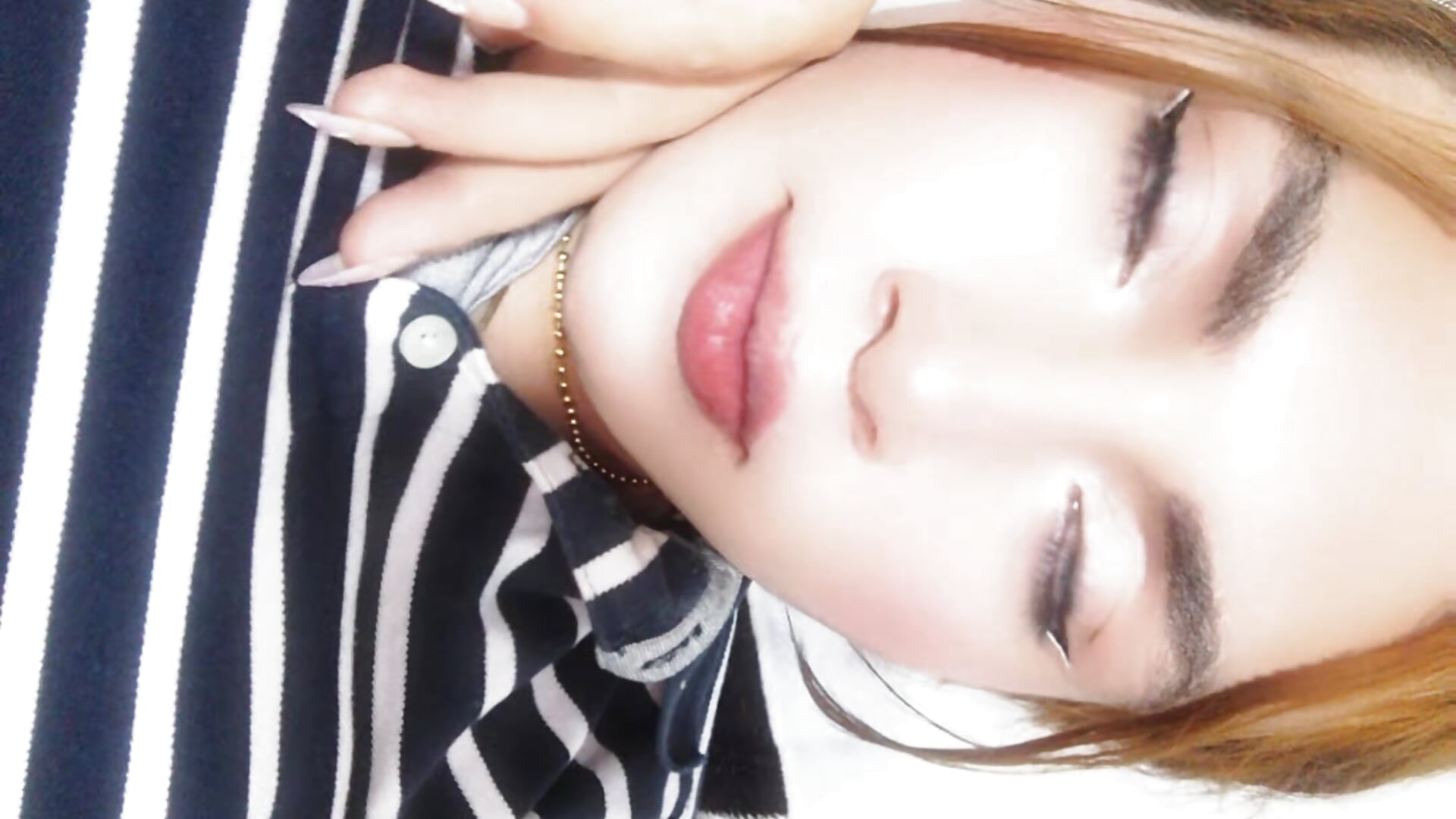 1000145542 - video by Tommy_Lovee cam model