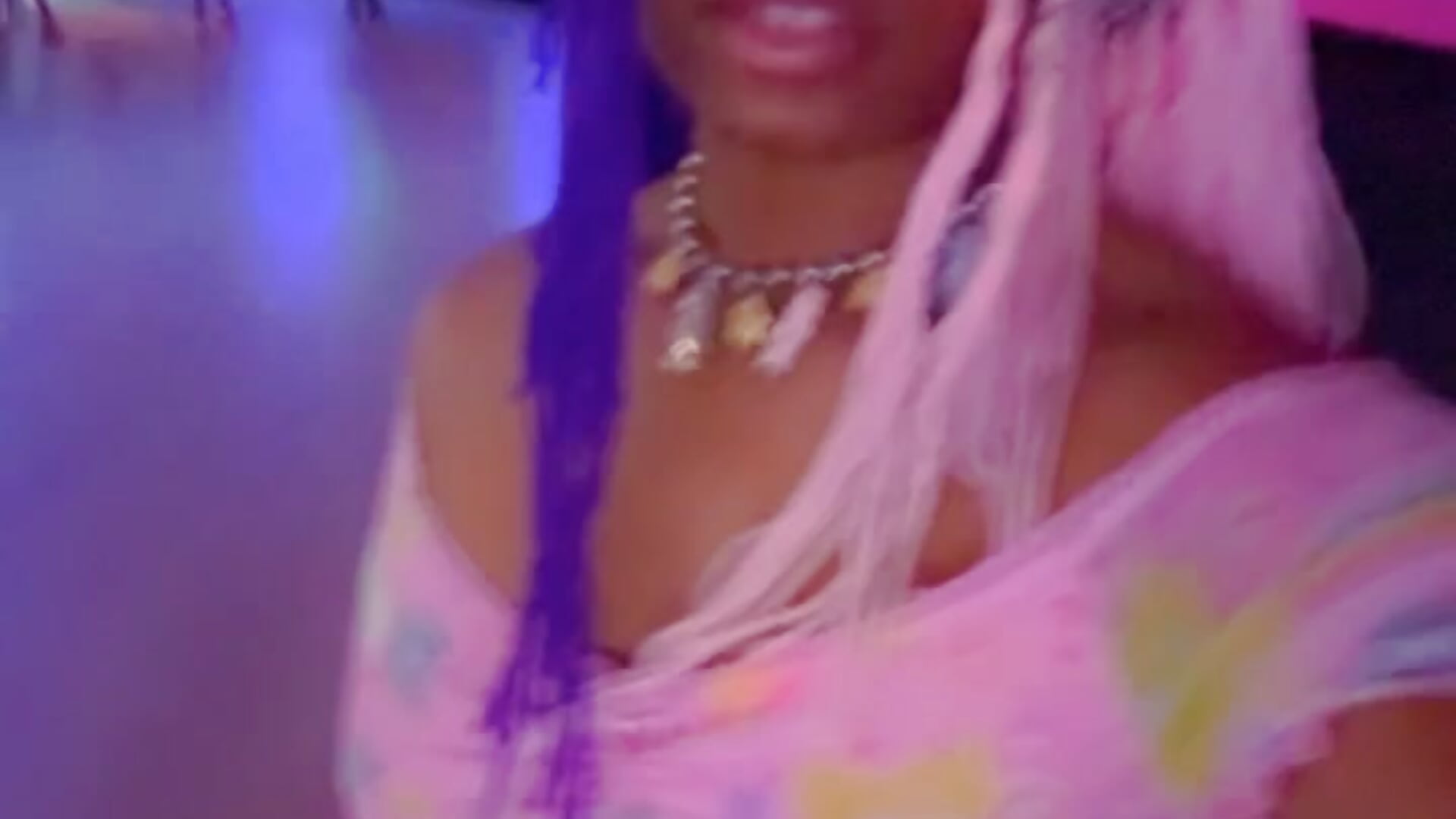 19D875AC-6830-4959-8884-69194E3022E7 - video by PrincessSapphire cam model