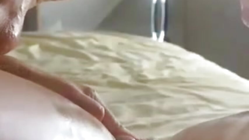 Playing with my pussy - video oleh NaughtyDuet20 kamera model