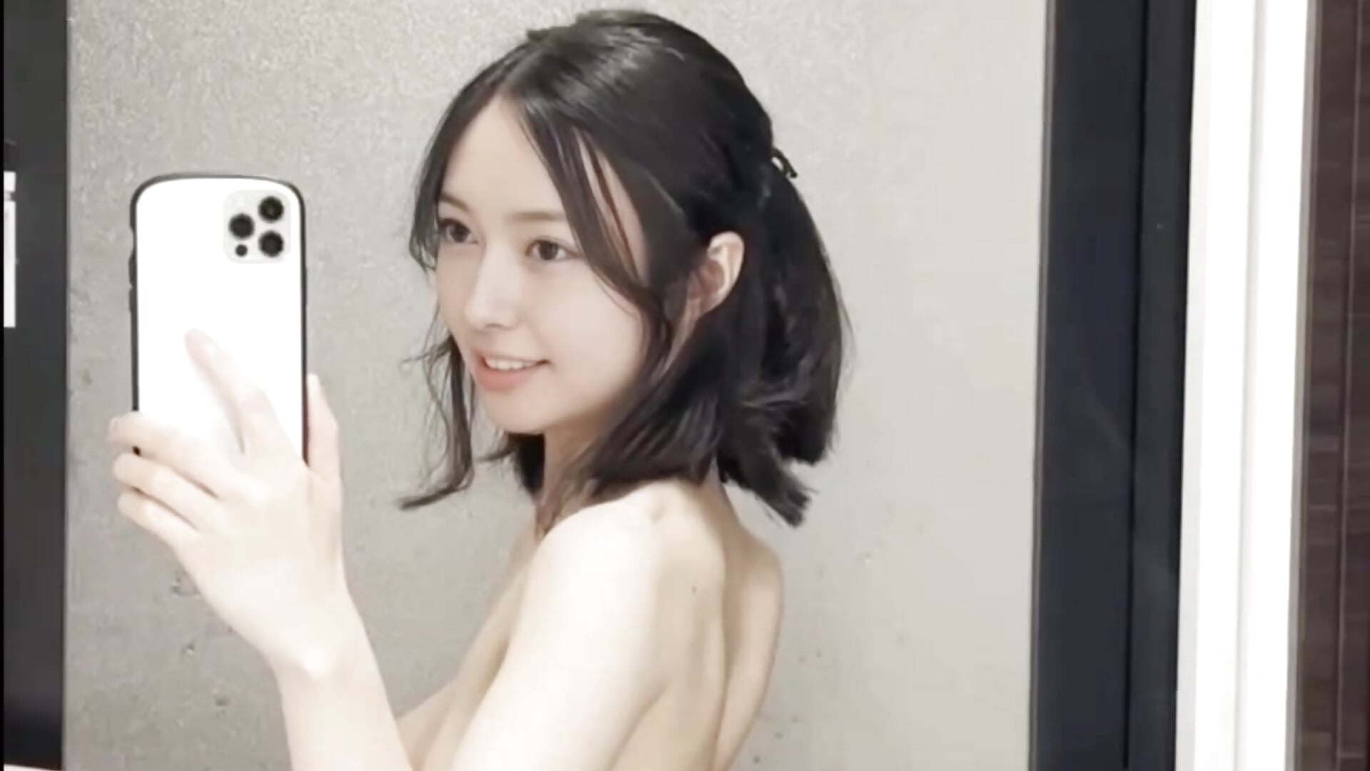 お風呂前むぎ(*´`)♡※全裸なので枠を限定にしてます。お風呂ターイムに続く🛀