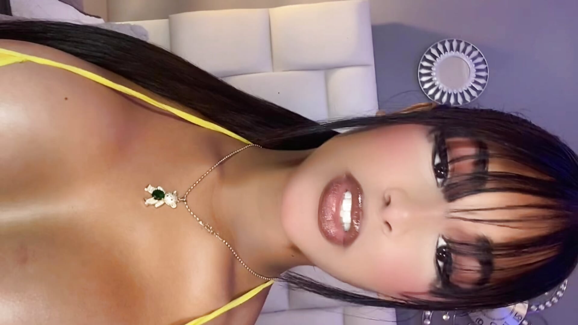 ❤️ - video by HottSalomee cam model