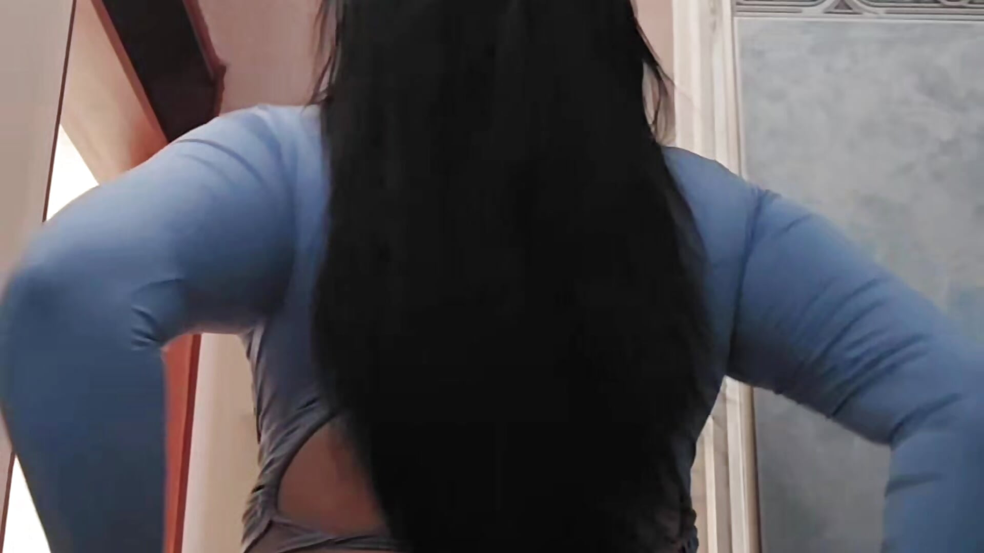 1000118081 - video by karla_valk1 cam model