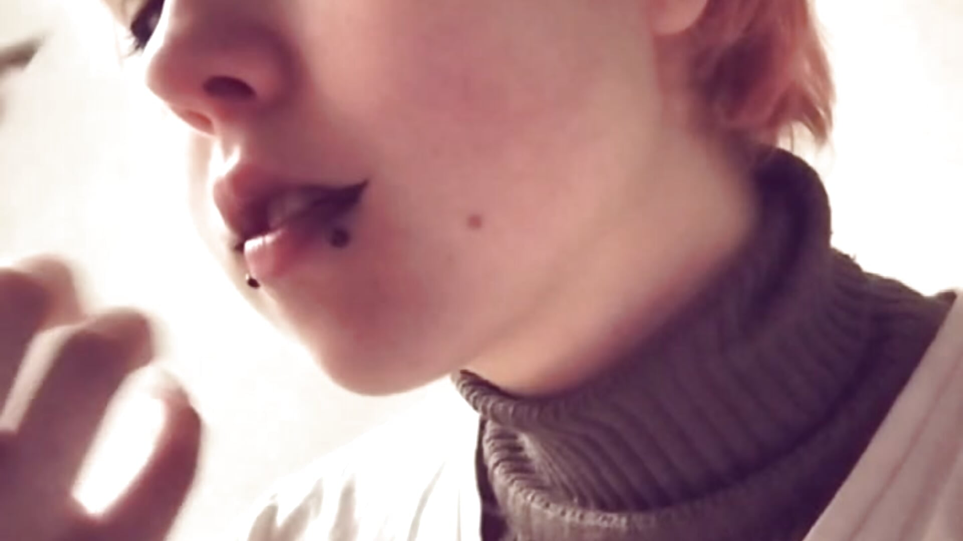 Meow..! - video by CarolineRichter cam model