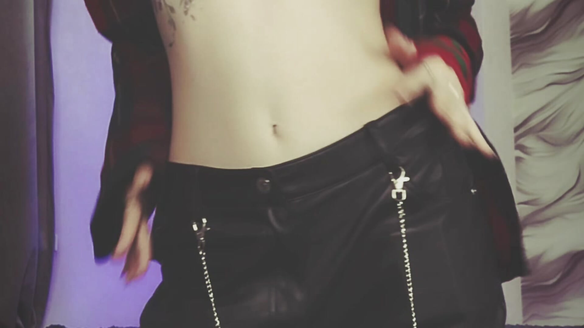 A little hot dance for you 😘 - video by CarolineRichter cam model