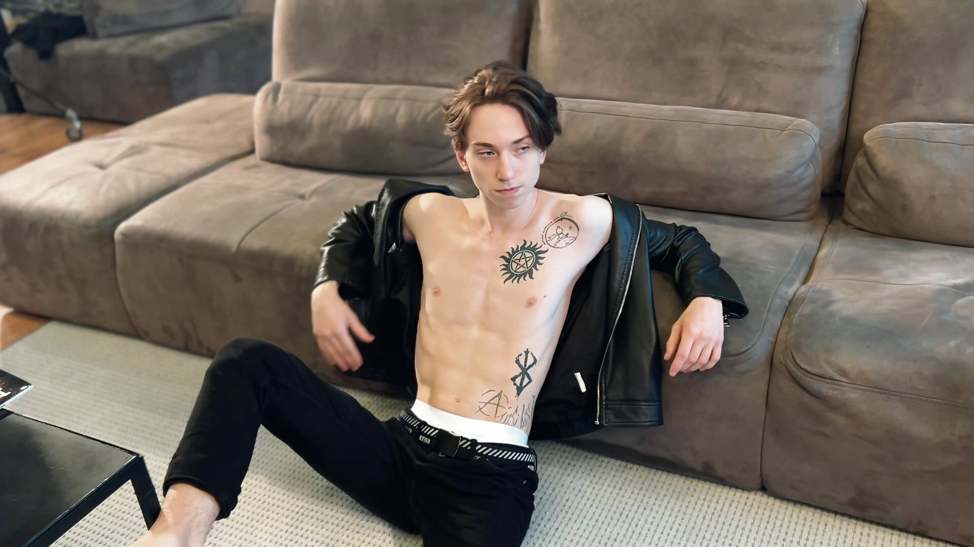 Photoshoot backstage - video van ares_pallini cam-model