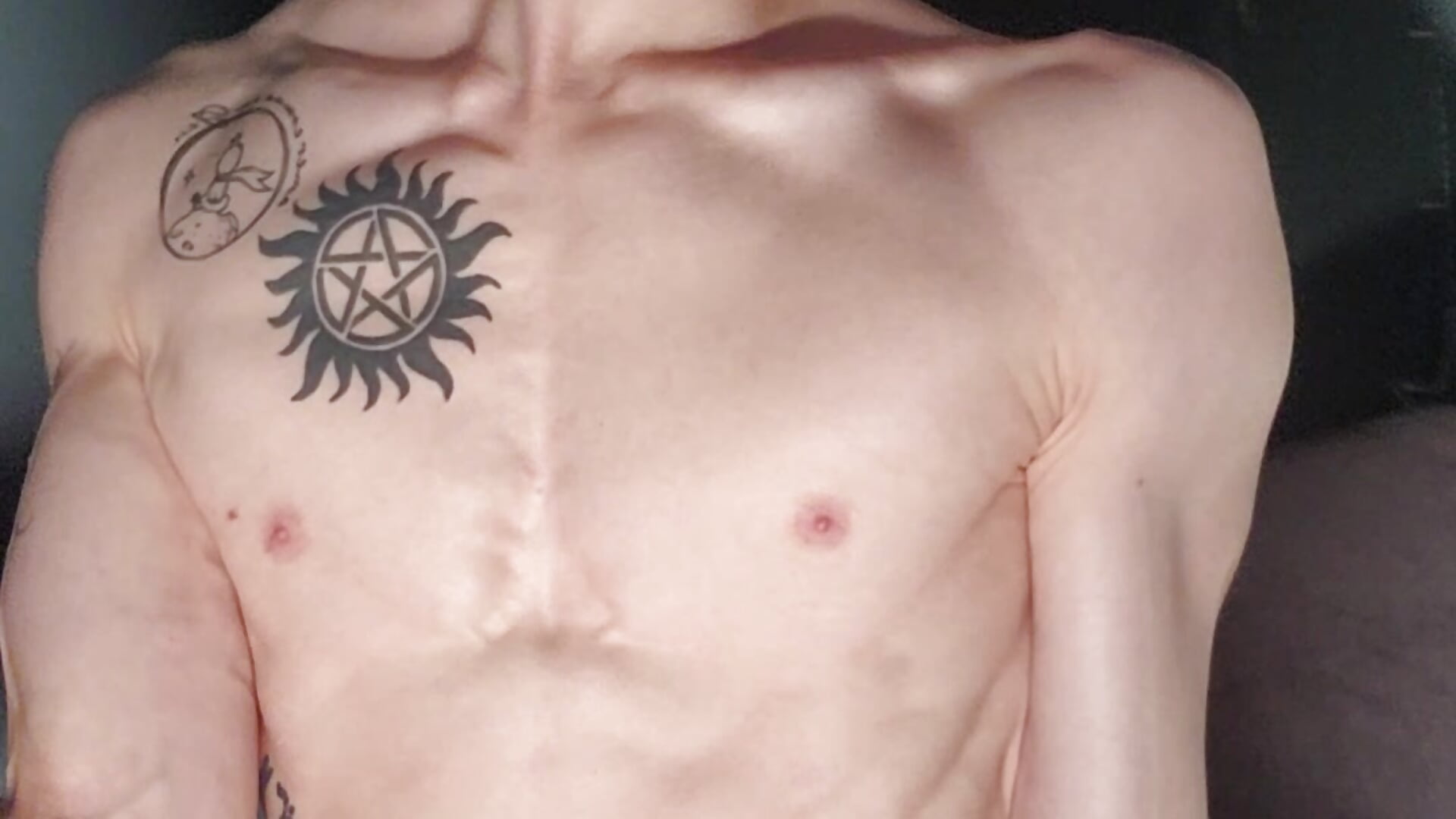 Hot teasing - βίντεο μοντέλου ares_pallini