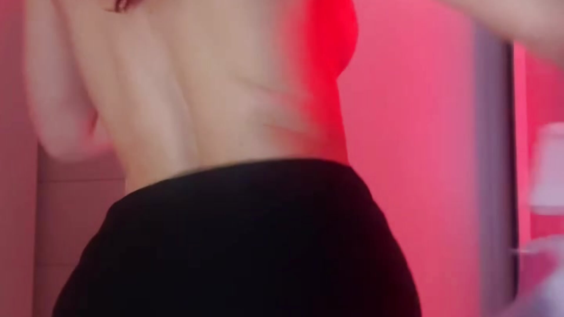 Your secretarys hot dance ❤️‍🔥 - Ginger_Jessy_ adlı kamera modelinin videosu