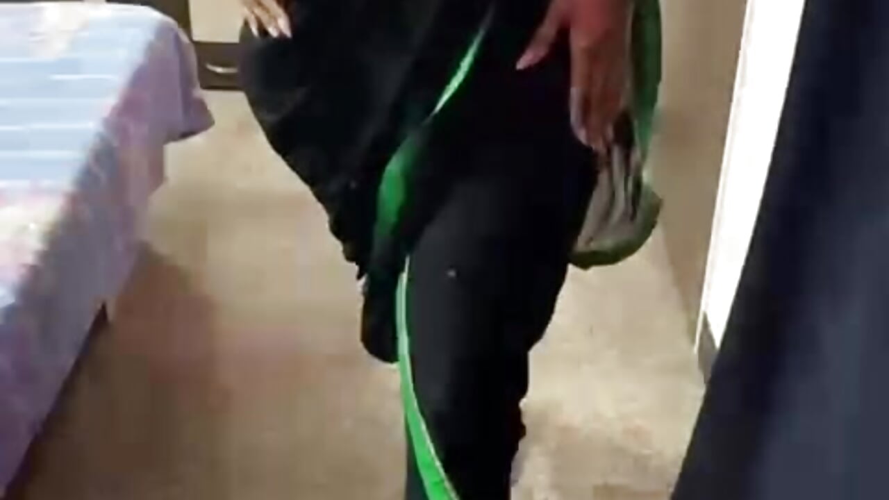 Moving Forward - vídeo de shy_saloni modelo de câmara