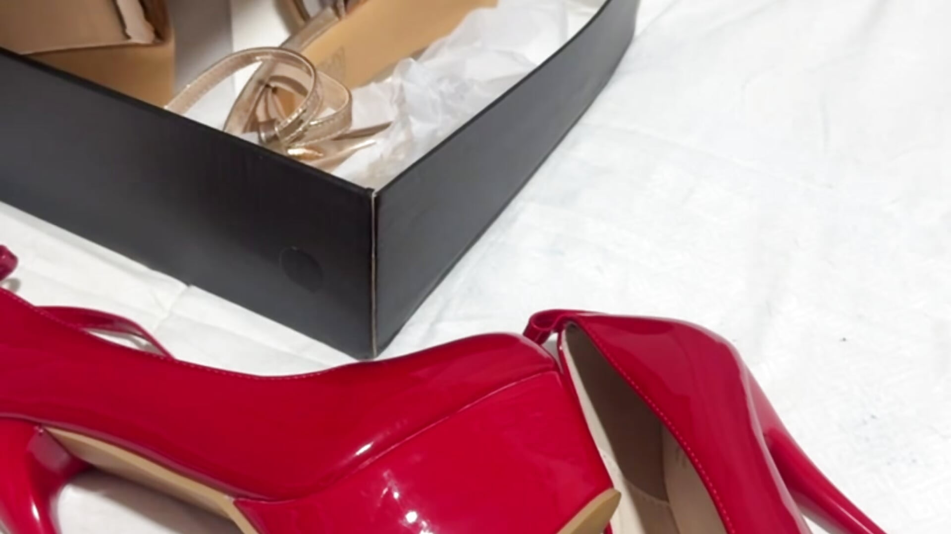 Naughty daddy thank you for my new heels!! 👠 - วิดีโอโดย emma-conti2 โมเดลแคม