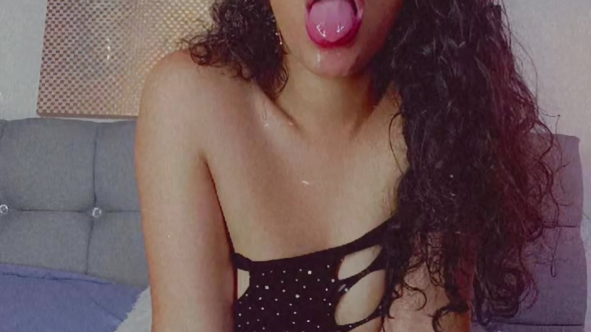 Sucking you +ahegado - video by mia_blue01 cam model