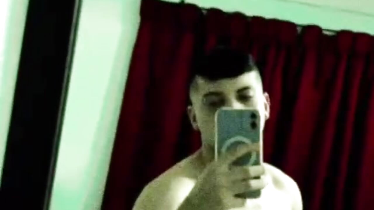 WhatsApp Video 2025-06-06 at 9,45,53 PM - βίντεο μοντέλου Gael_williams1