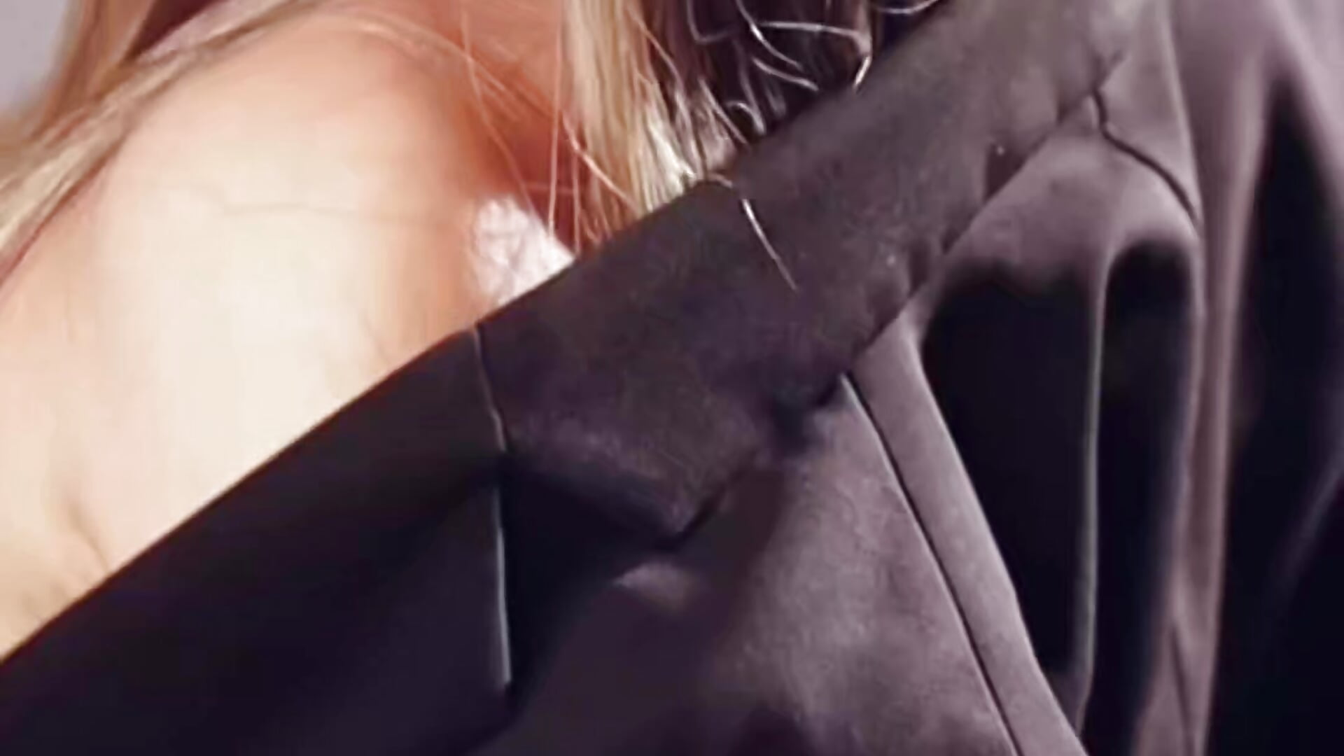 VID_20251211_103601_943 - Vídeo de Yerystar, modelo de vídeos