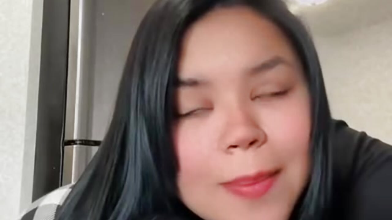 SO HOT 💋🥵 - video by Curvyhot1315 cam model