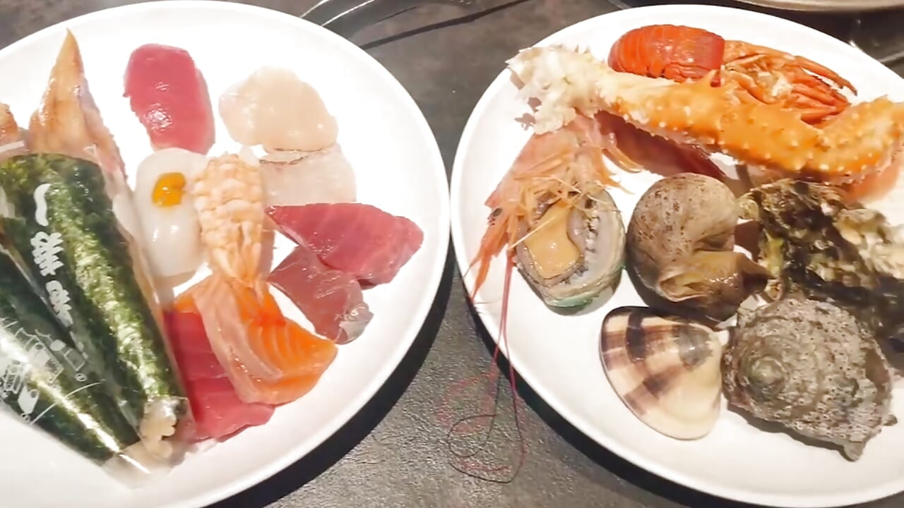 たらふくいっぱい食べてきたよ🤢💚最後デザートまでちゃんと食べました😆💓