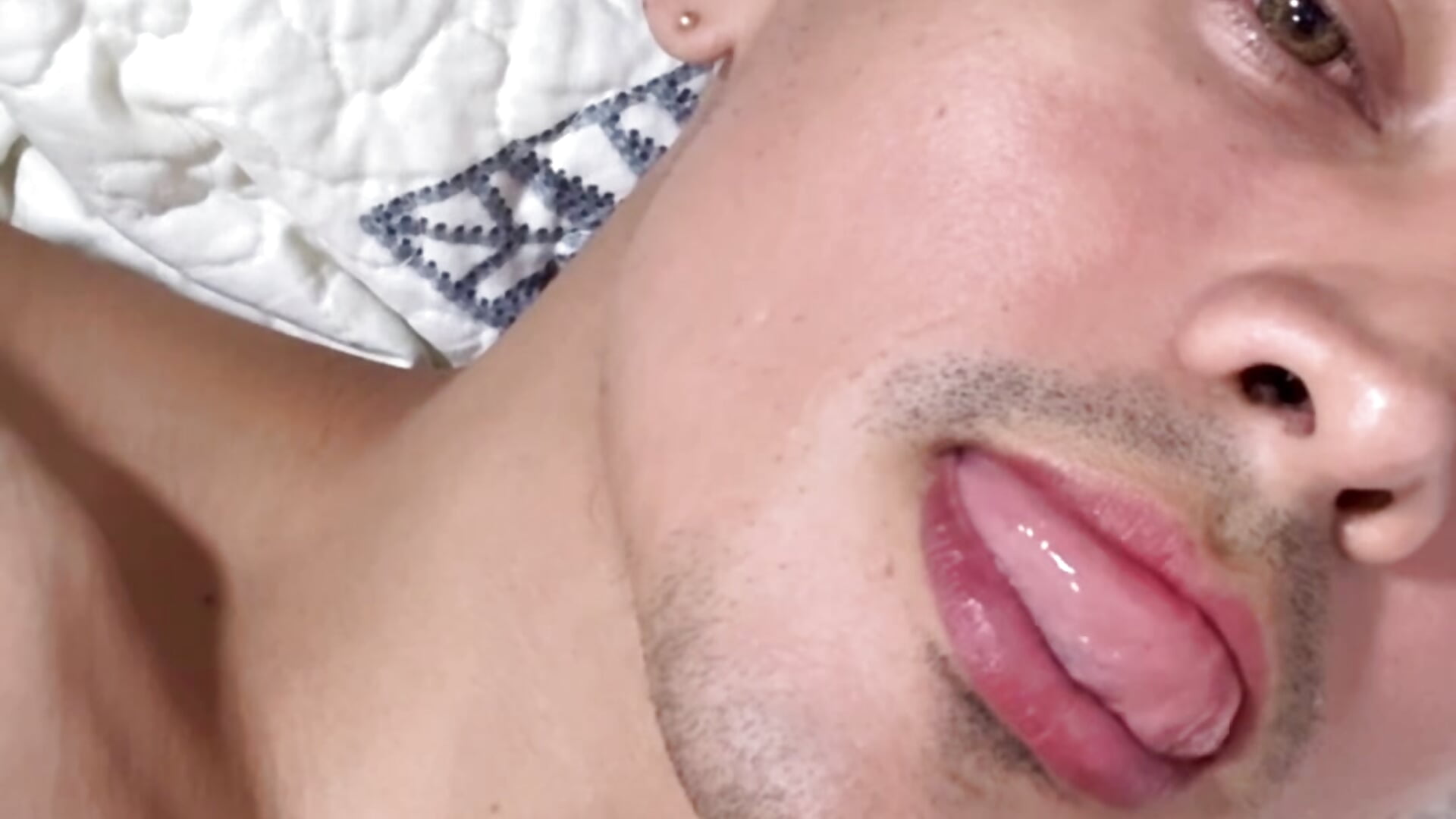 Do you want to come with me?😏🥰 - vidéo du modèle de showcams Paul22cm-