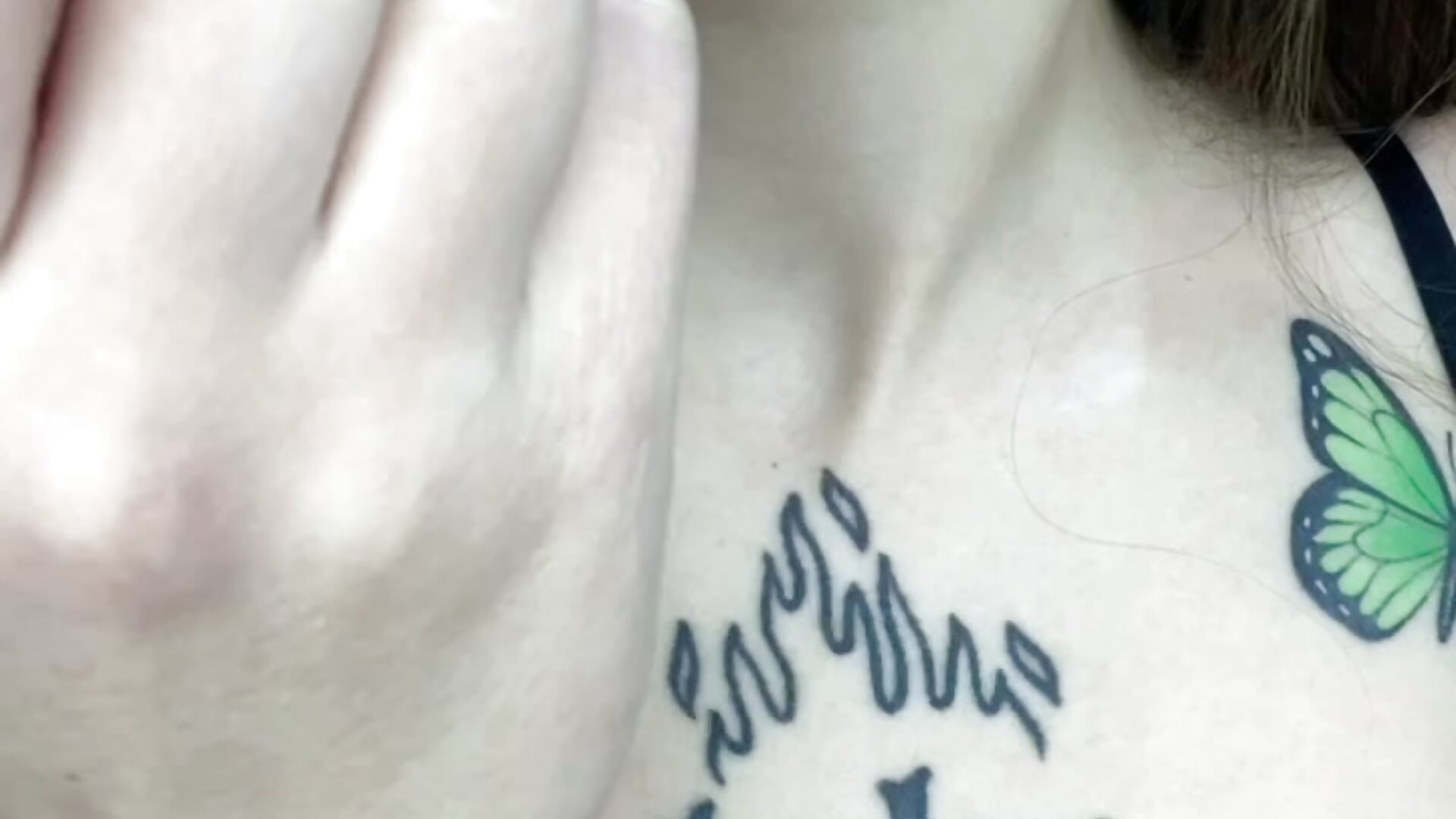 lipppssss - video by Litttle_miss_ cam model