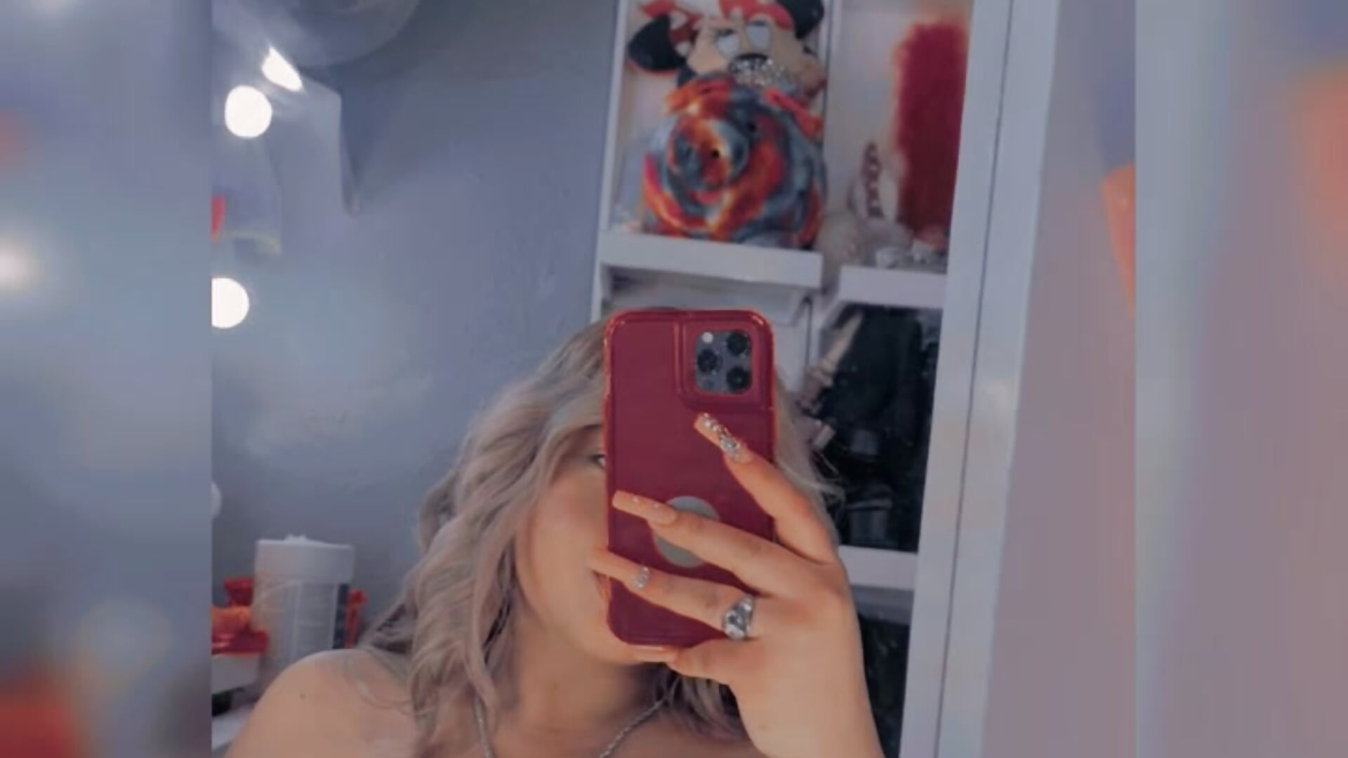 2743C4D4-2AFC-4AF5-8753-AAFDD1AFED6C - video by mooniebarbie1 cam model