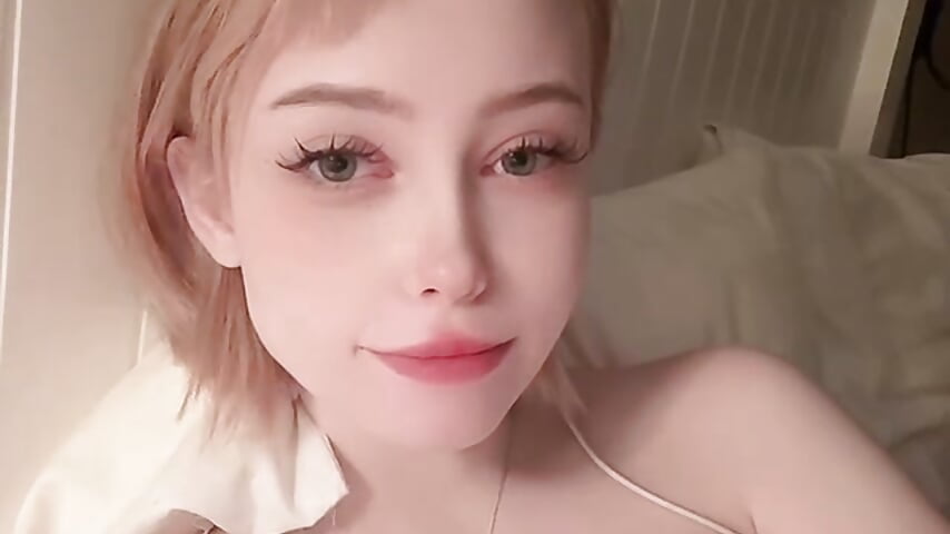 🤍🥱I didn't get much sleep🤍🥱 - video by FlowMia cam model