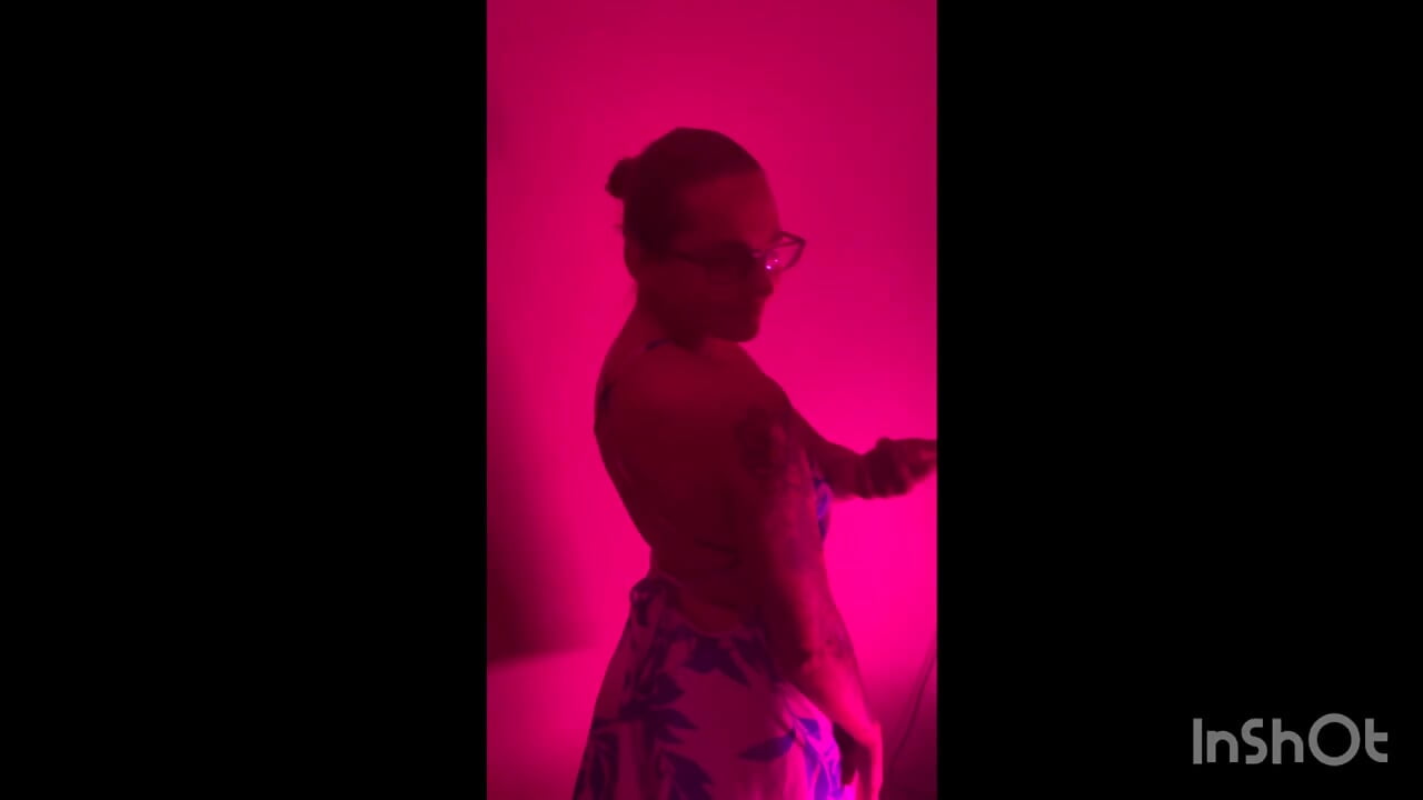 Love - video by BonVoyage777 cam model