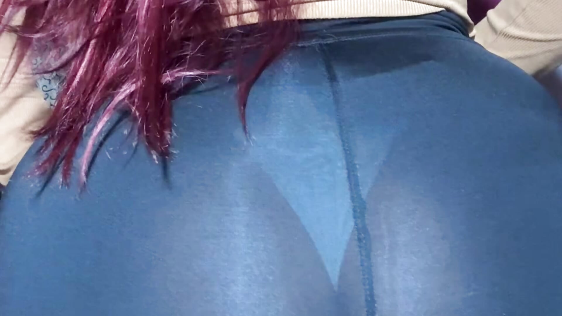 Mira como se me marca toda la tanga - Vídeo de Ludmi_ayee, modelo de vídeos