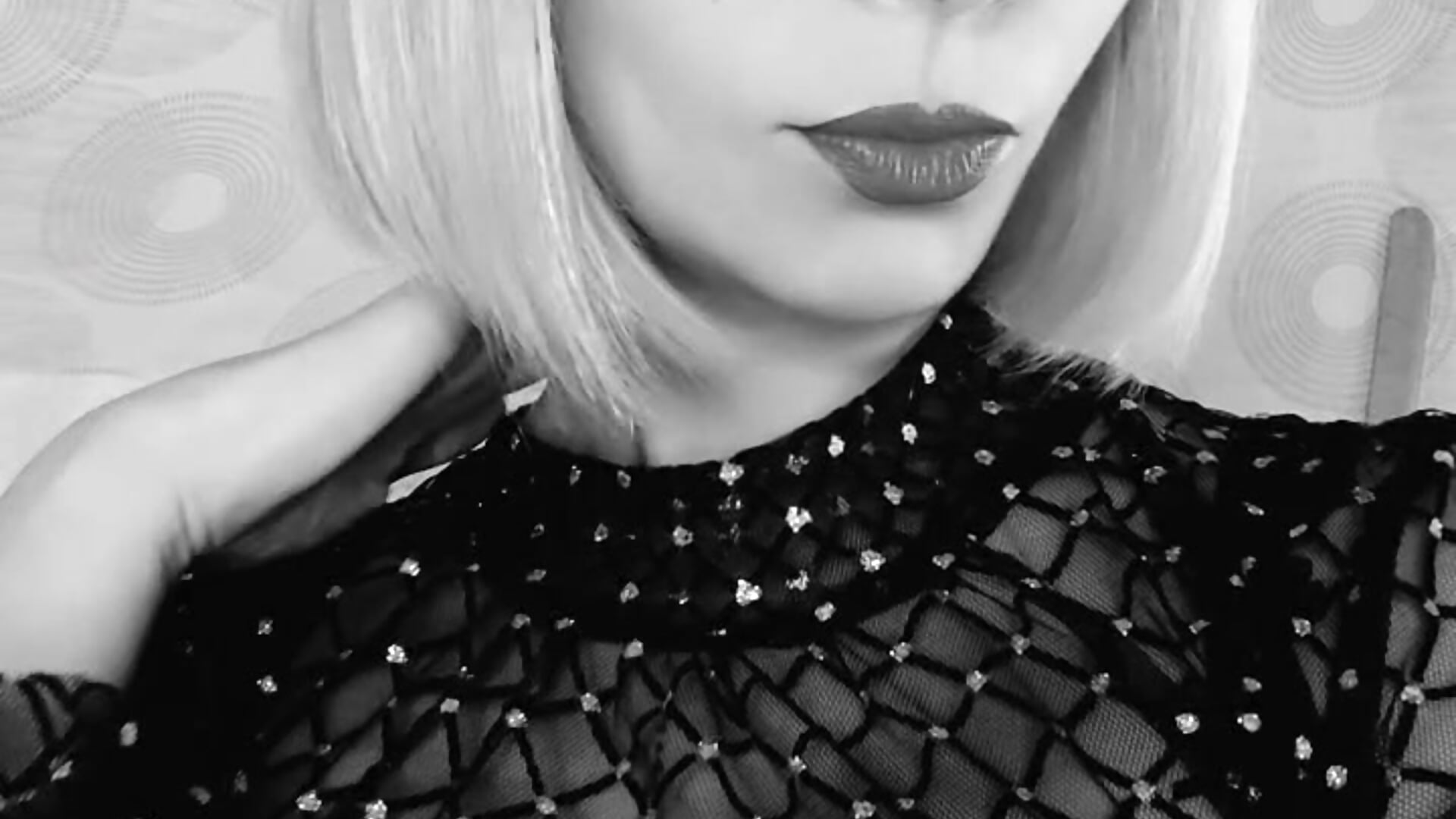 💋 - vídeo de la modelo de cam ThalinaFlame