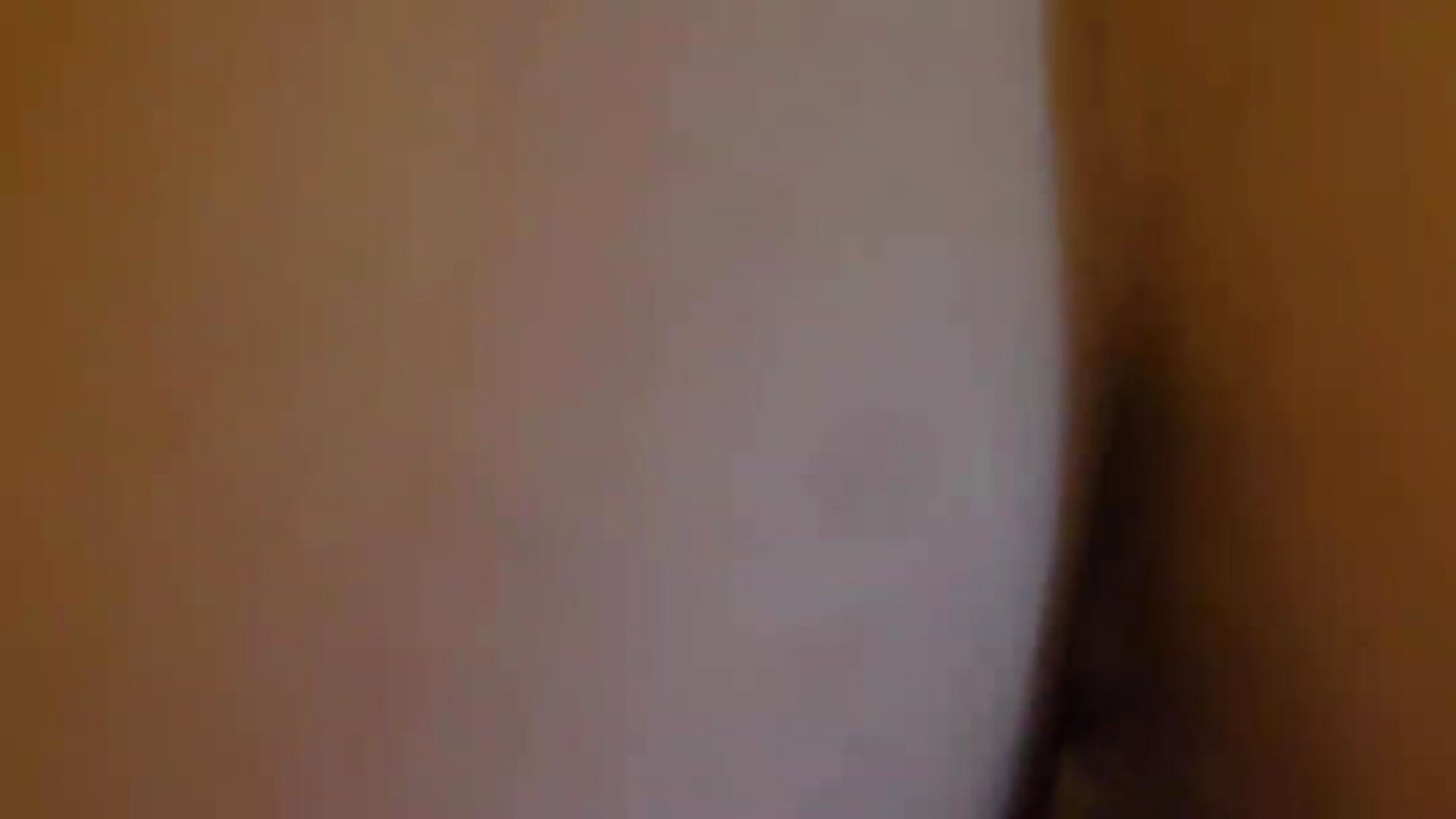 Mi esposo bate el semen . Video completo de 8 minutos - วิดีโอโดย nalgonabonita โมเดลแคม