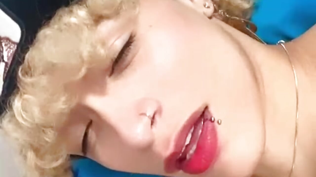 Touch Me - video av Bryan_ale22 cam model