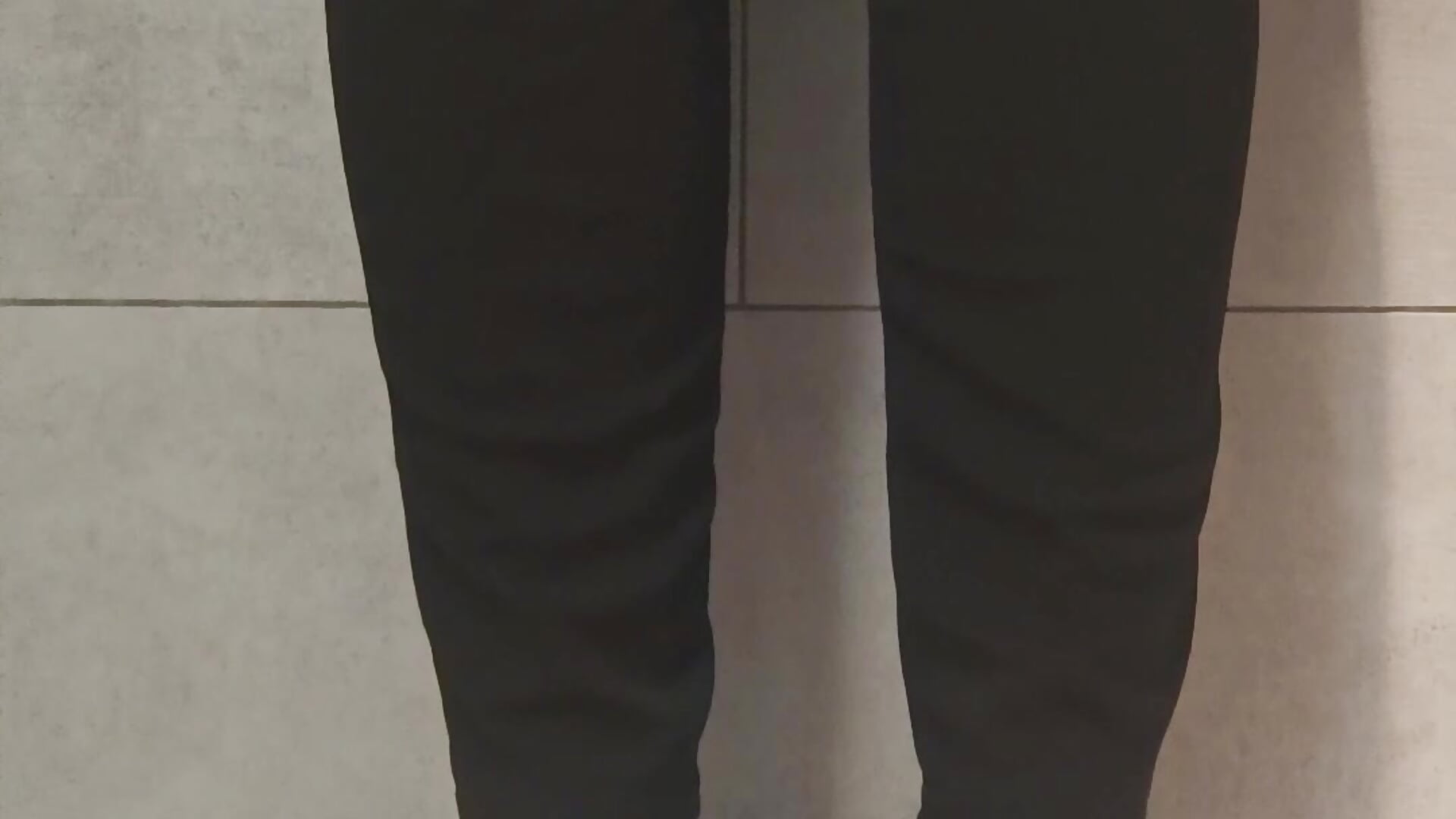 I'm mashing eggs and sausage👣😈– Teafeet kameramodell videója