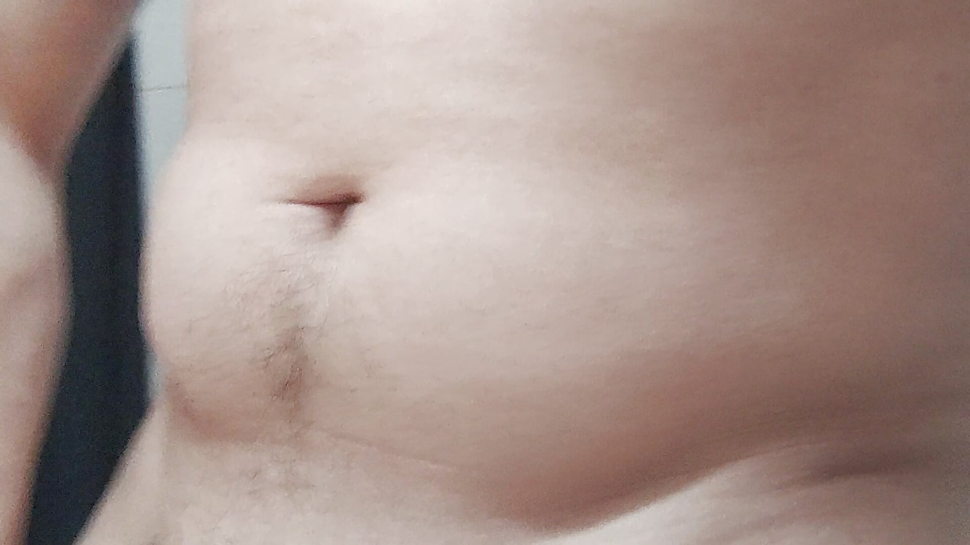 BIG CUMSHOT INT BATHROOM