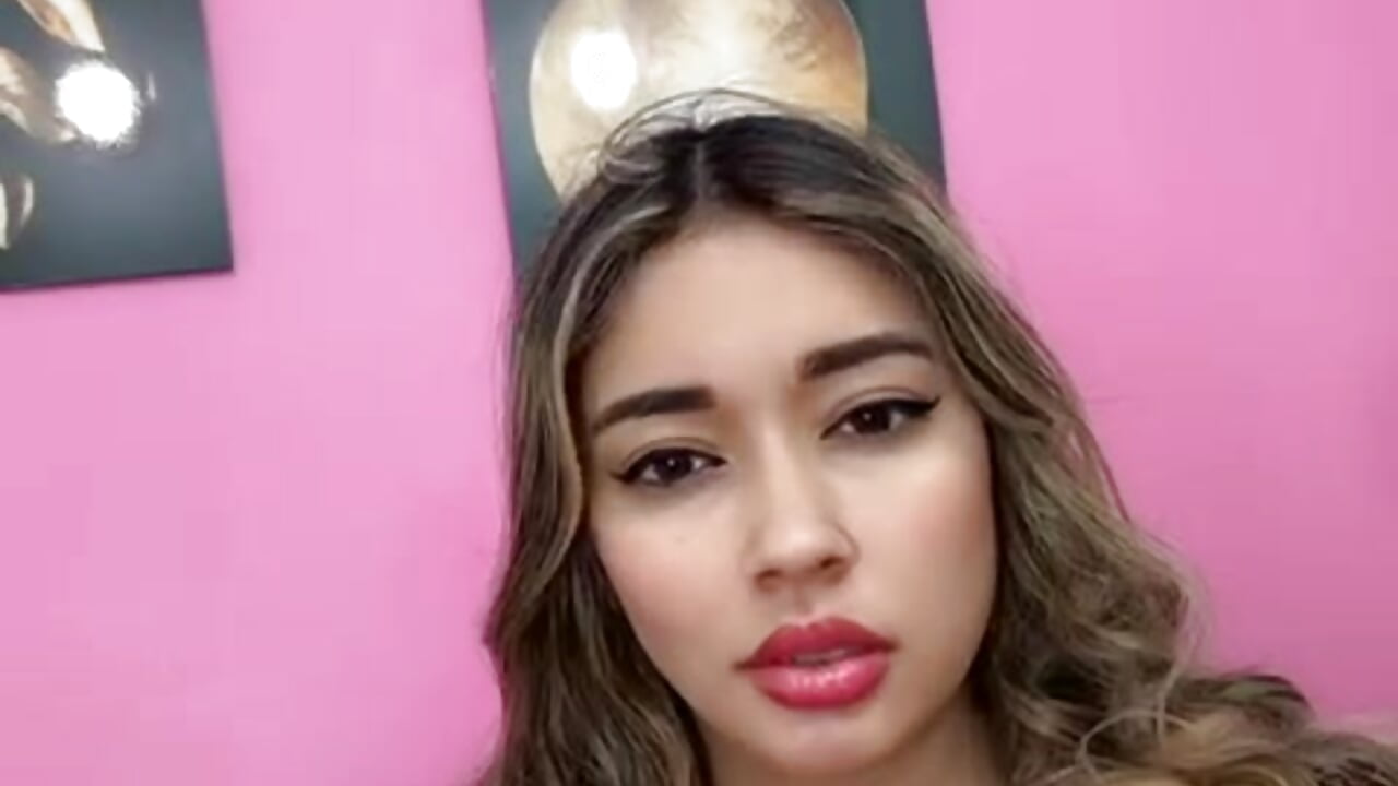 A corner where fantasy comes to life. 🌙✨– Testingdaddyy kameramodell videója