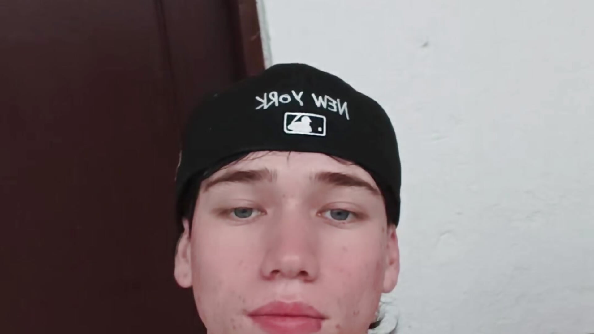 Ehi ragazzi, ricordatevi di essere attivi - فيديو من Logan_sixxer موديل الكام