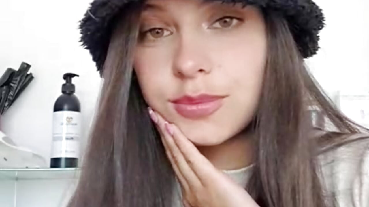 Sweet girl ♥ - video by _Mia_sweet_b cam model