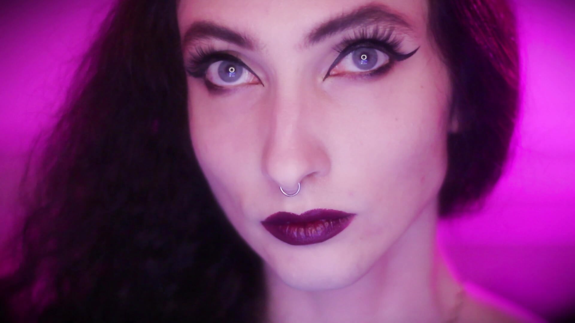 Face_tease - video by Queen_of_tease cam model