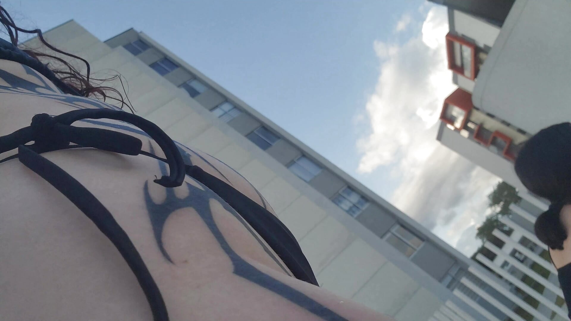 8033593c-826c-4060-9746-6821b40e8c31-1_all_269.mp4 – видео вебкам-модели Sharon_Black