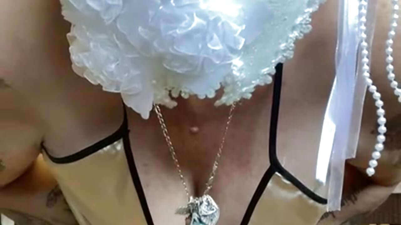 SPH - video by Mrs-Ivy cam model