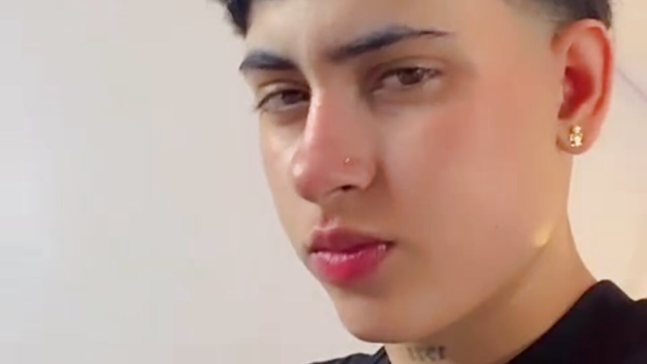 Do you feel dominated by my gaze? - video by Stiven_Benet_ cam model