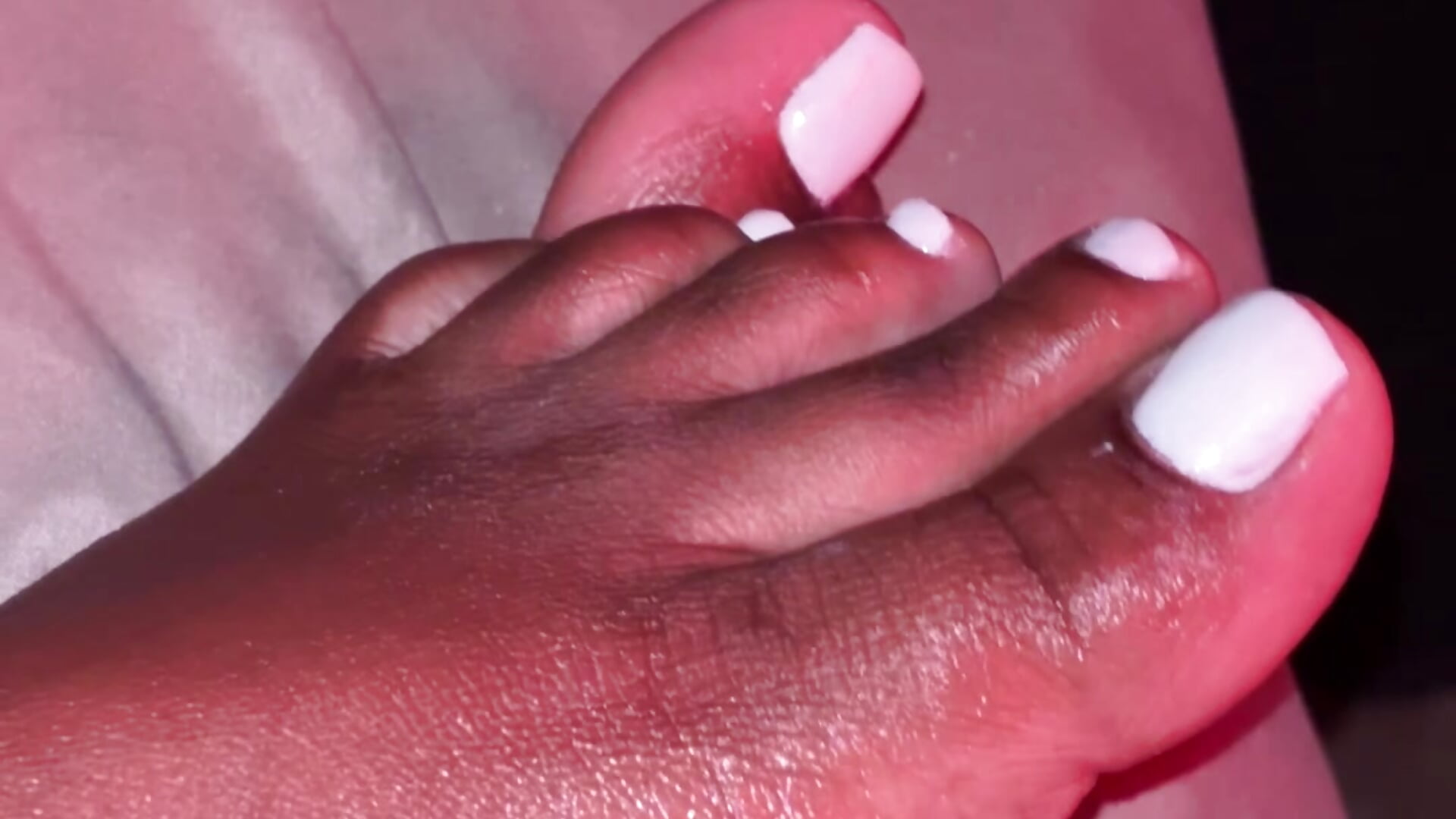 delicious feet - video av MissSammyC