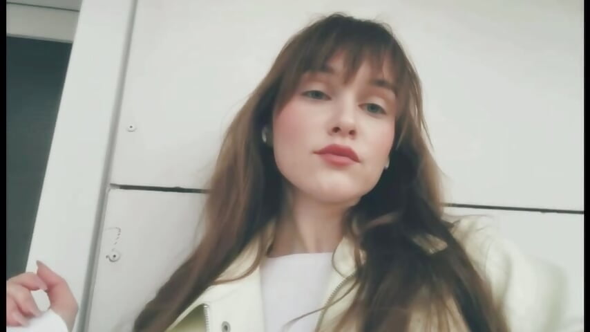 video5362071217979290188 - video by BettySamers cam model